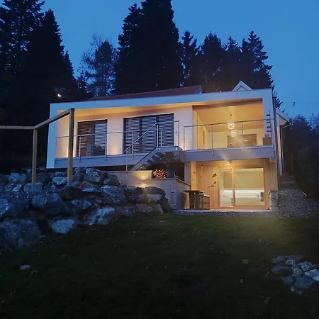 Well M Holiday home *